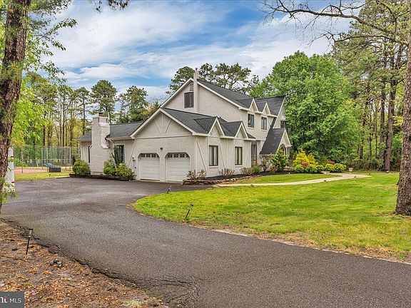 5th image of 111 Bortons Rd