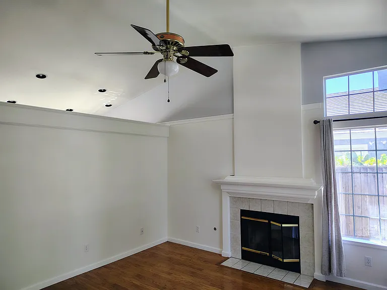 891 Joe Borovich Dr — Photo 8