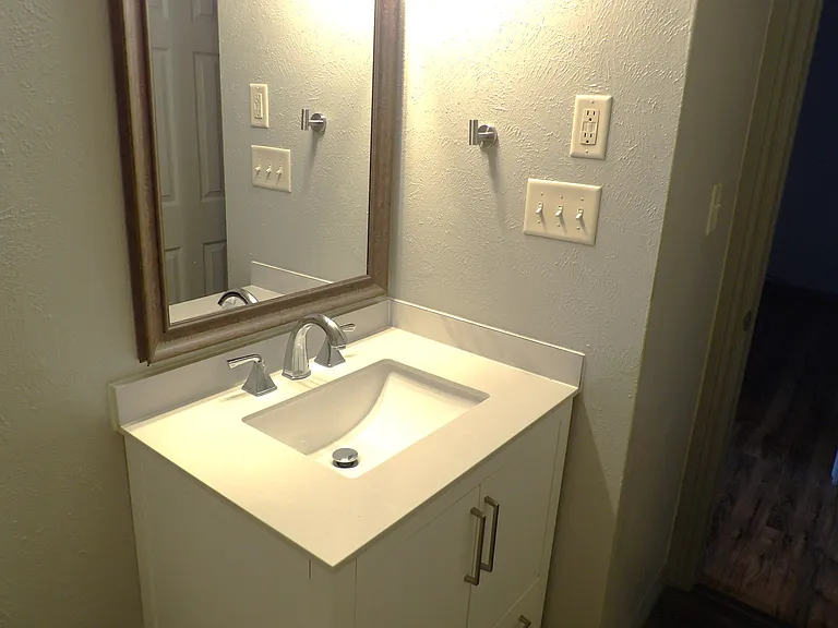 505 NW Oak Ave #B1 — Photo 5