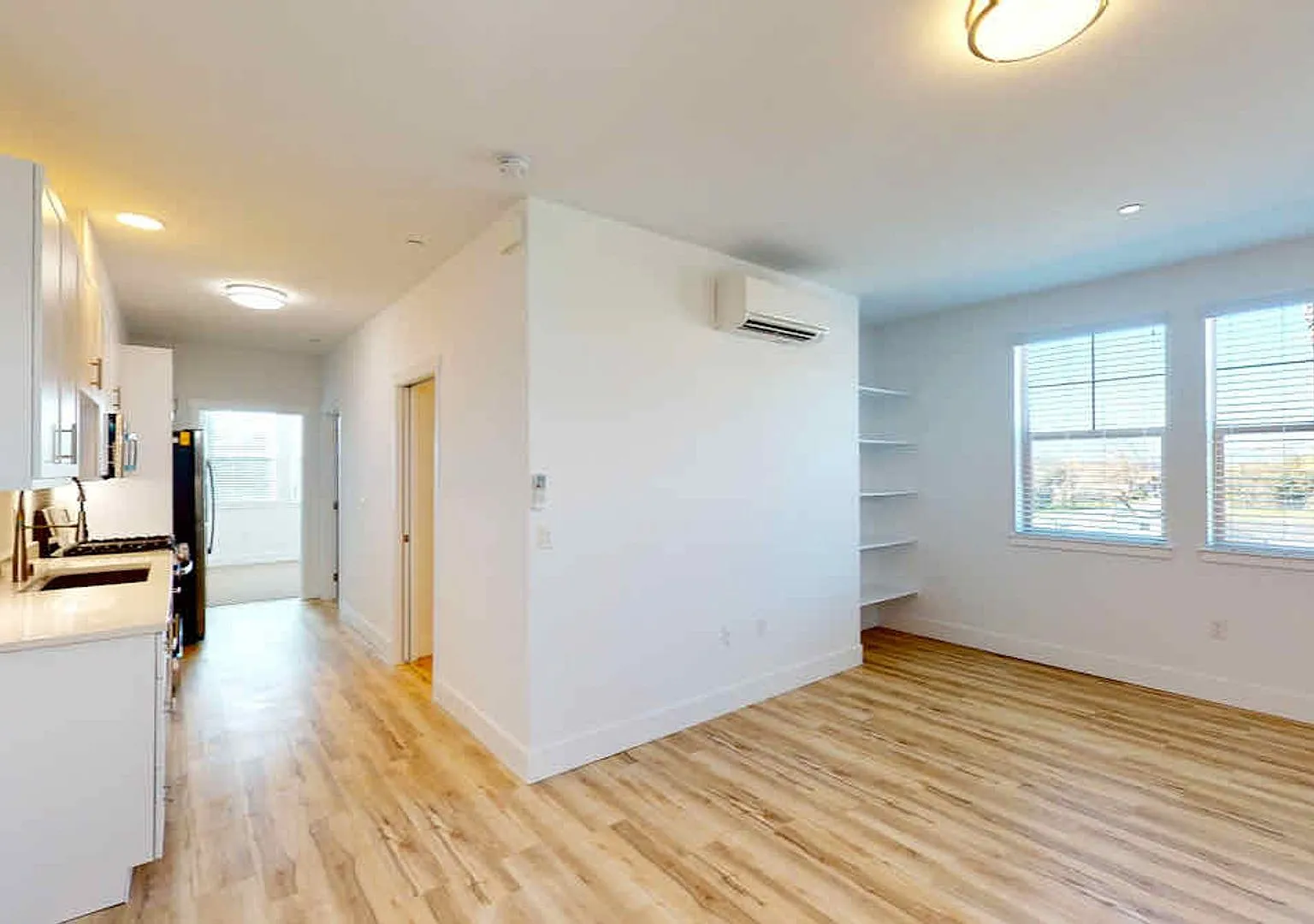 Emerald Ridge Apartments — Photo 2