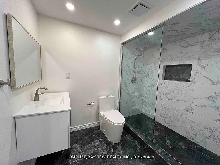 136 Pinnacle Trl #LOWER — Photo 16