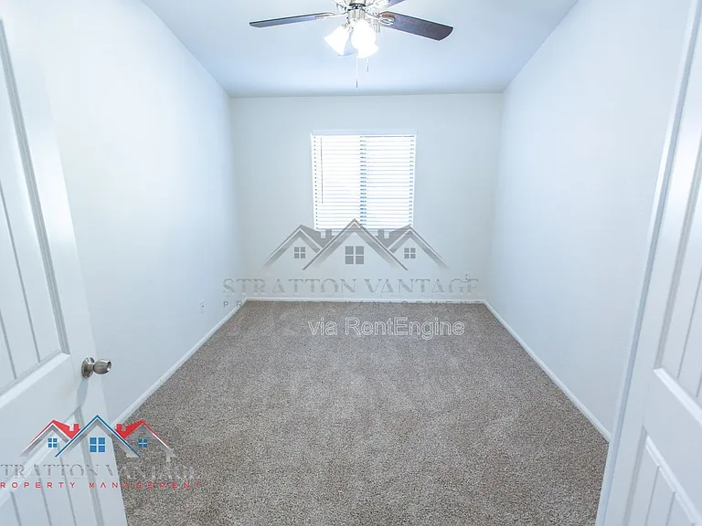 9096 N 97th Dr — Photo 11