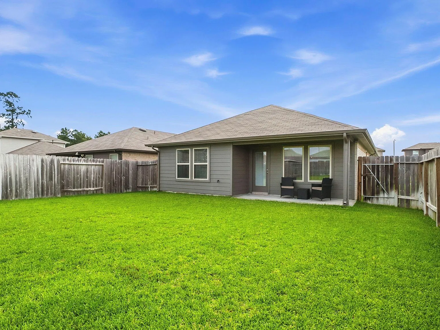 3 bed, 2.0 bath, 1535 sqft, $1,800 — Photo 4