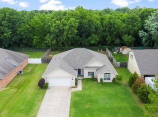 2610 Parkwood Dr, Claremore, OK 74017