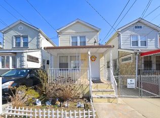 129-35 133rd St, South Ozone Park, NY 11420