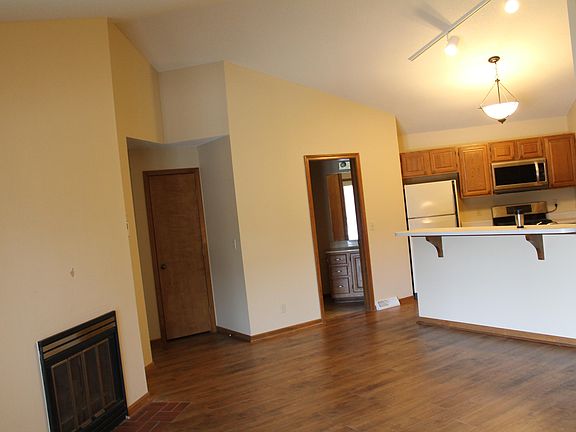 5th image of 1505 Park De Ville Pl