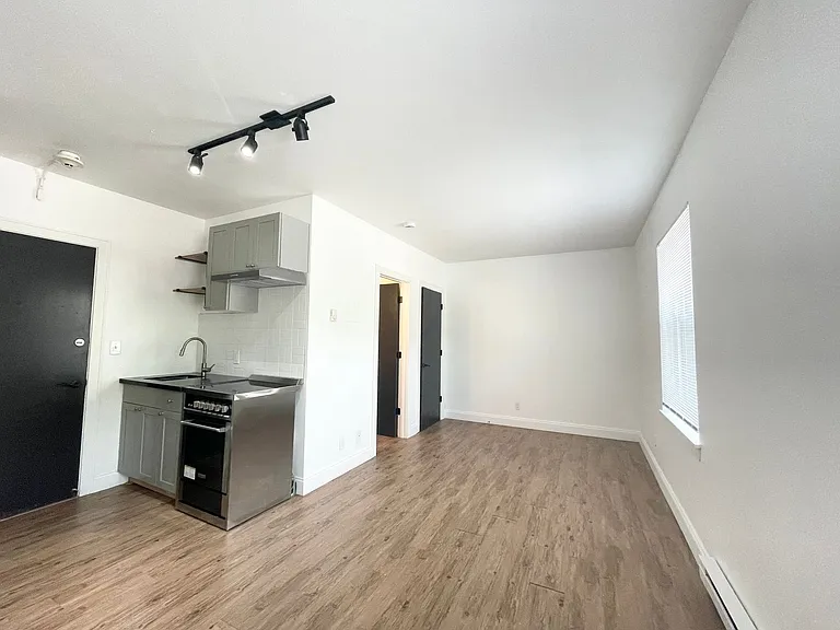 Mayn Suites — Photo 7