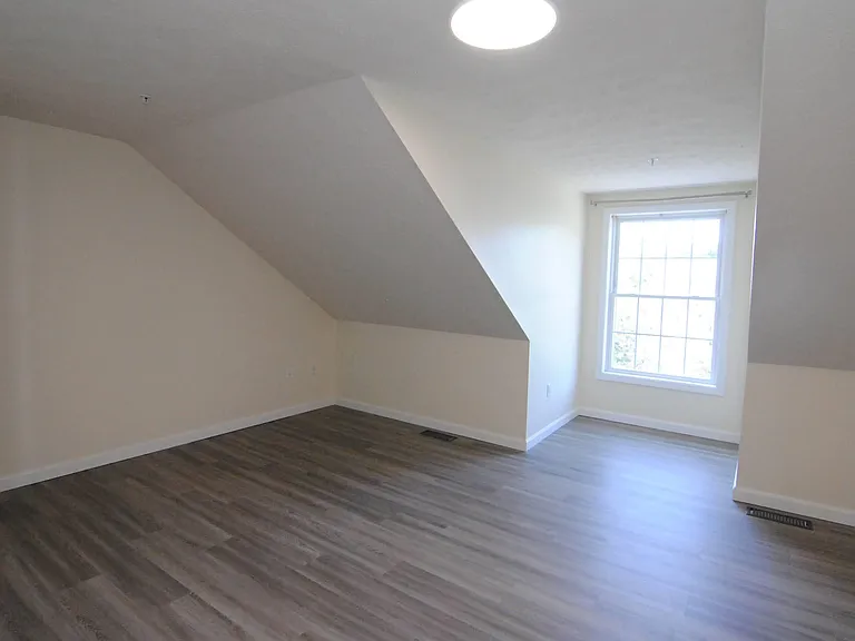68 Georgetown Dr — Photo 29