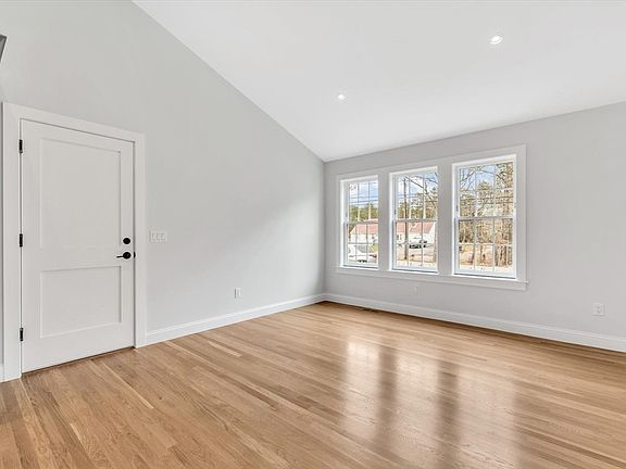 4th image of 83 Airline Rd