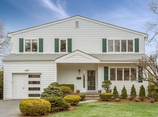 3 Ardmore Rd, Scarsdale, NY 10583