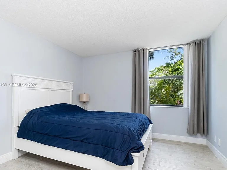 825 Egret Cir #110 — Photo 22