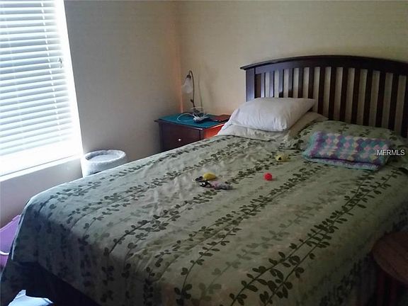 5th image of 2121 Redmond St