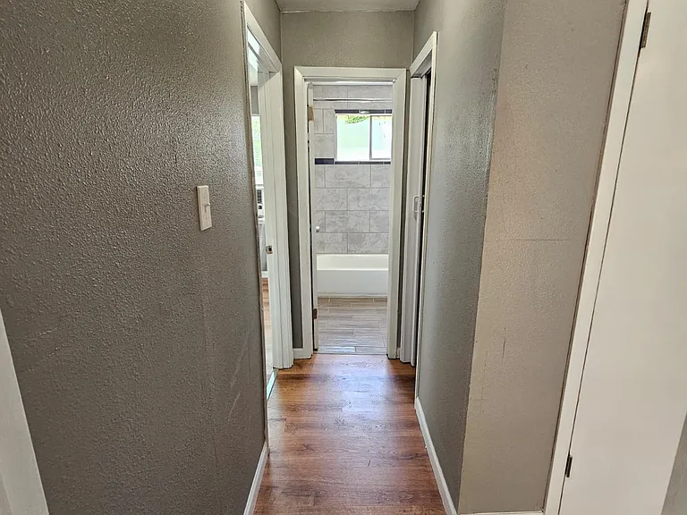 1325 Bruce St #1 — Photo 6