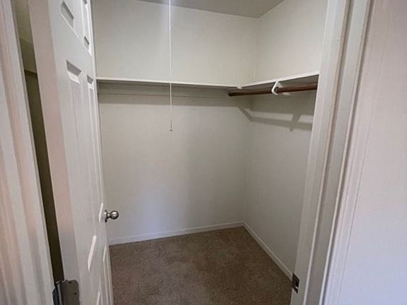 5th image of 900 Fremont St APT 3