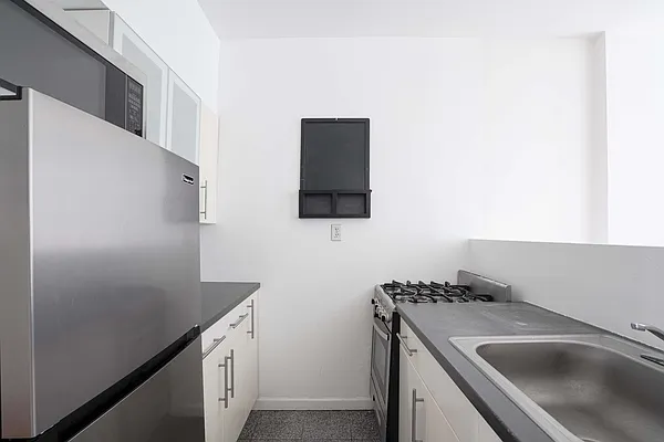 Rented by Spire Group | media 14