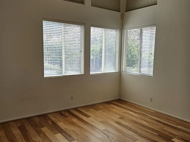 3777 Herons Landing Dr — Photo 6