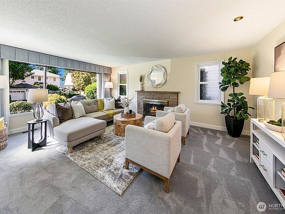 4th image of 9240 Fauntleroy Way SW