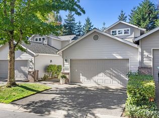 16702 Graystone Dr, Lynnwood, WA 98037