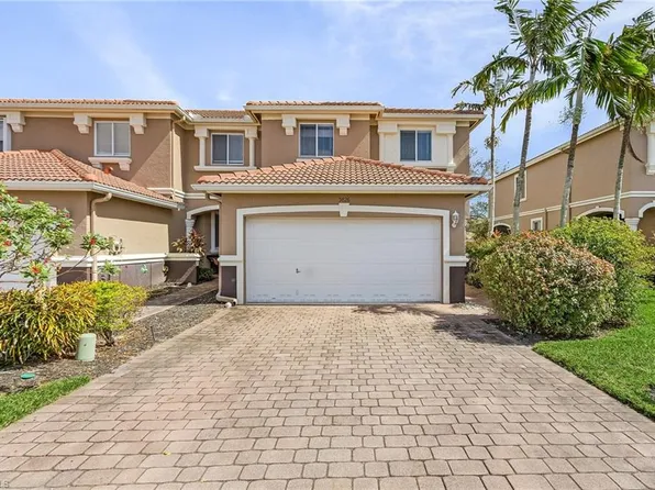 9826 Roundstone CIR, FORT MYERS, FL 33967