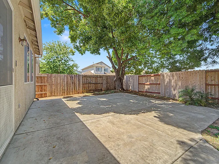 199 Mississippi Dr — Photo 23