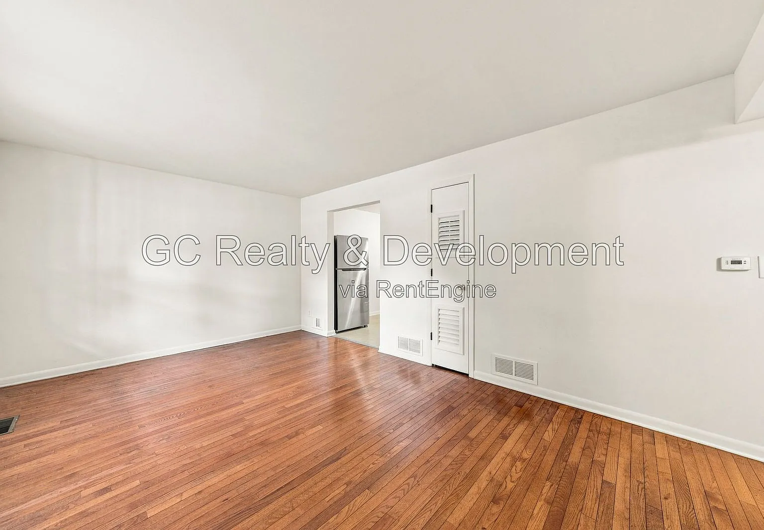1 bed, 1.0 bath, 1350 sqft, $1,150 — Photo 3