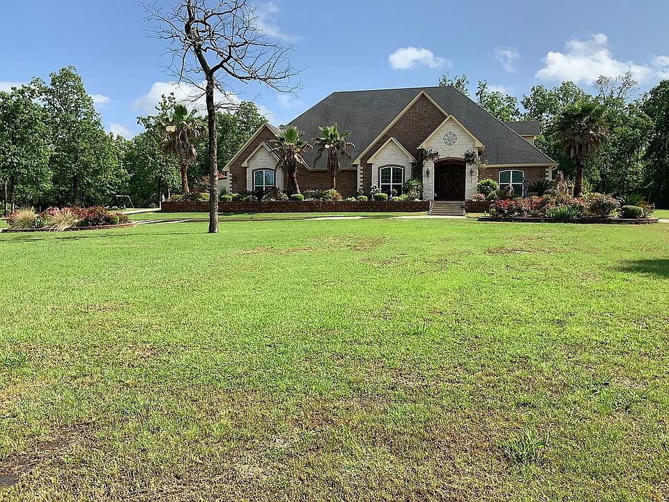 1st image of 117 Red Bud Trl