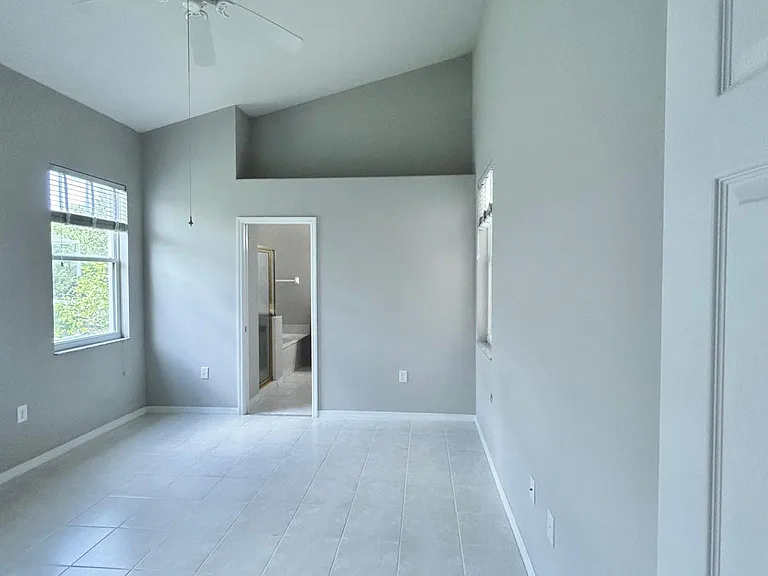 6818 Winslow St — Photo 30