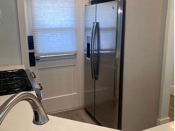 3rd image of 200 E Royal Palm Rd #4080