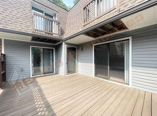 143 Brookberry Cir, Chapel Hill, NC 27517