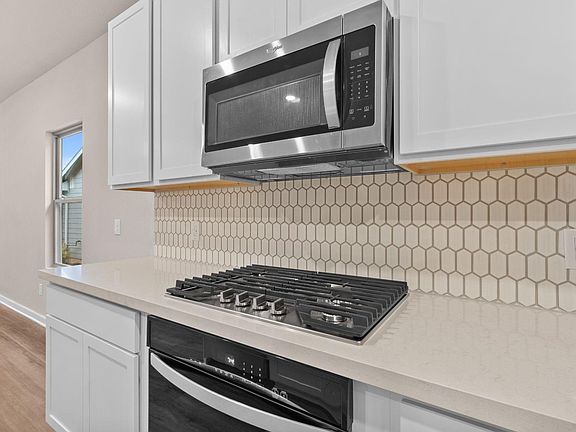 4th image of 13318 Prado Ridge Ln