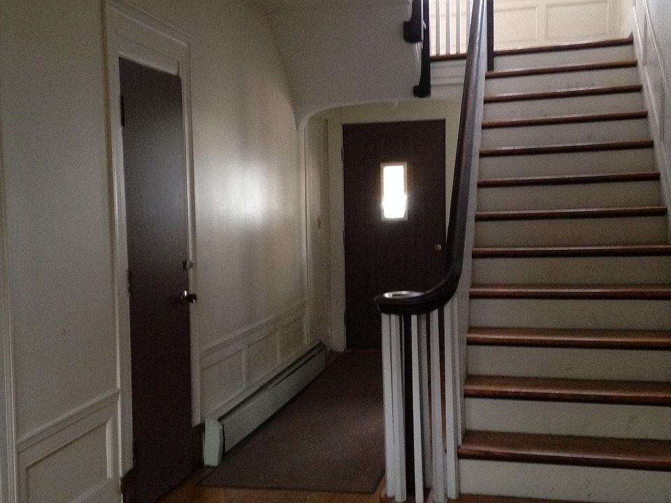 main staircase from front door to apartment