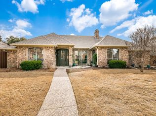 11207 Sesame St, Dallas, TX 75238