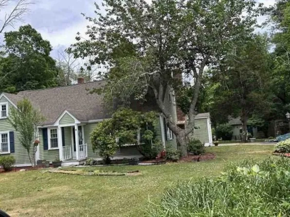 10 Reynolds St, Attleboro, MA 02703