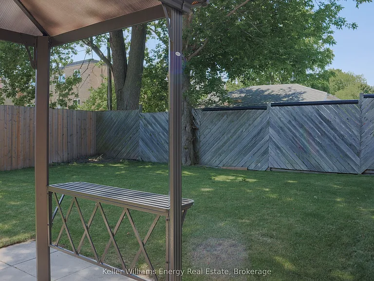 349 Adelaide Ave W #1 — Photo 19