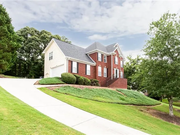 2436 Sky Valley Dr, Dacula, GA 30019
