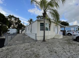 23 Oakwood Ave, Key Largo, FL 33037