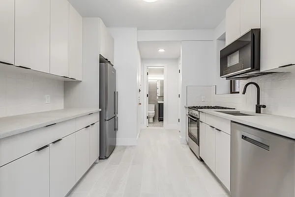 Rented by Five Town Global Realty | media 1
