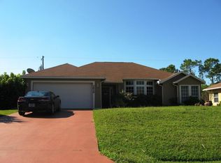 2626 SW Fair Isle Rd, Port Saint Lucie, FL 34987