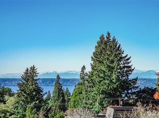 216 SW 191st St, Normandy Park, WA 98166