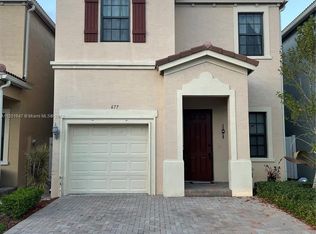 677 NE 191st St #677, Miami, FL 33179