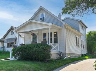 2177 S 94th St, West Allis, WI 53227