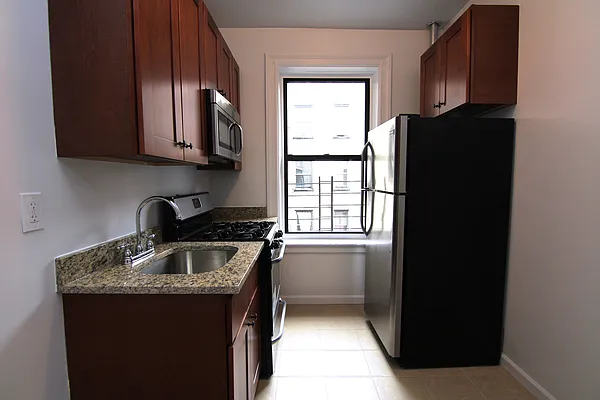 Rented by FirstService Realty (legacy) | media 24