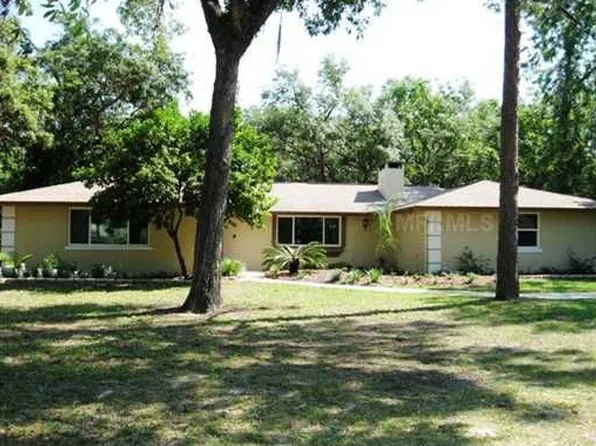11820 Seminole Dr, New Port Richey, FL 34654