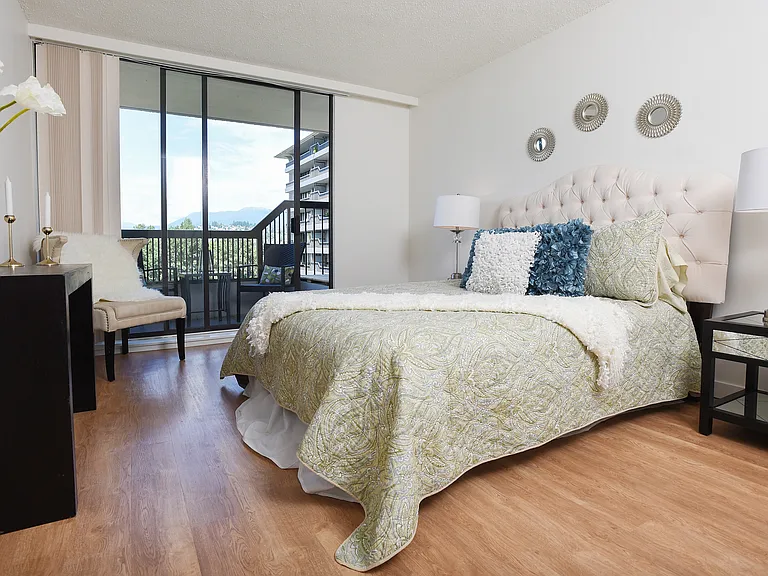 5051 Lougheed Hwy — Photo 21