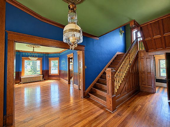 5th image of 730 Grace Ave