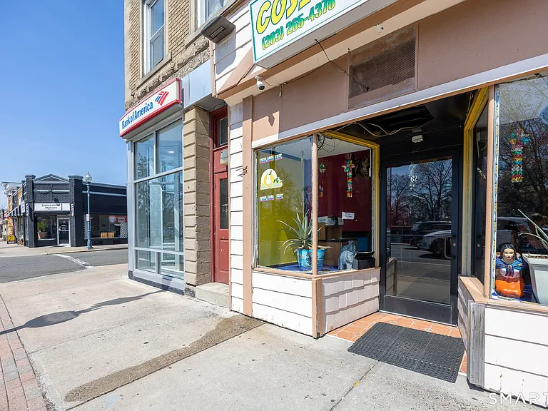 60 Center St #10 — Photo 19