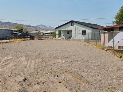 897 Harbor Dr, Bullhead City, AZ, 86442