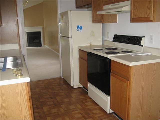 2nd image of 17 Treeble Ct