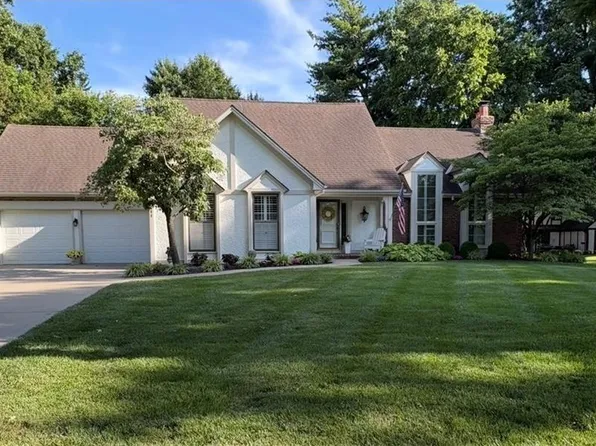 3211 W 83rd Ter, Leawood, KS 66206