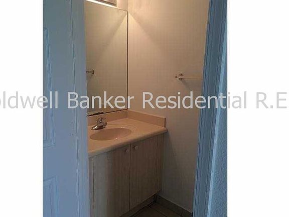 4th image of 4141 Briar Ln